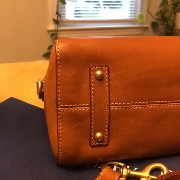 Dooney & Bourke Florentine Cameron Satchel - excellent condition - Picture 3 of 8